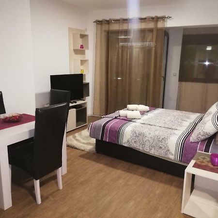 Laguna Apartman 2 Nis Luaran gambar