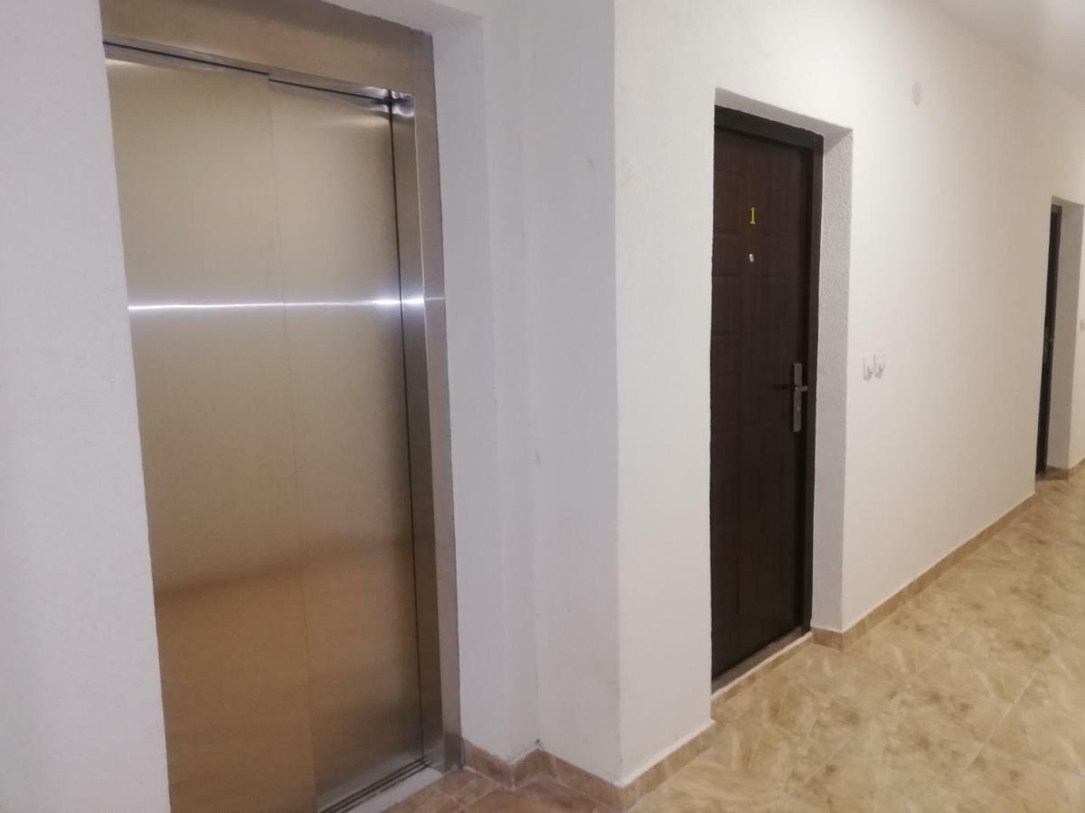 Laguna Apartman 2 Nis Luaran gambar